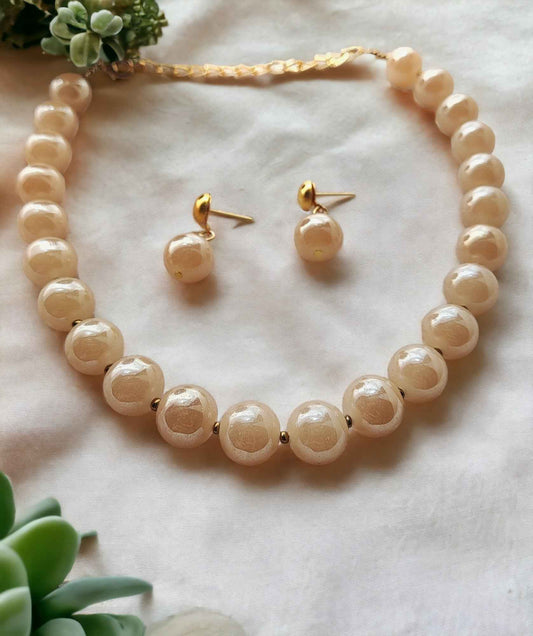 "Shobha" - Pearl Necklace and Earrings - Anusangi Collections
