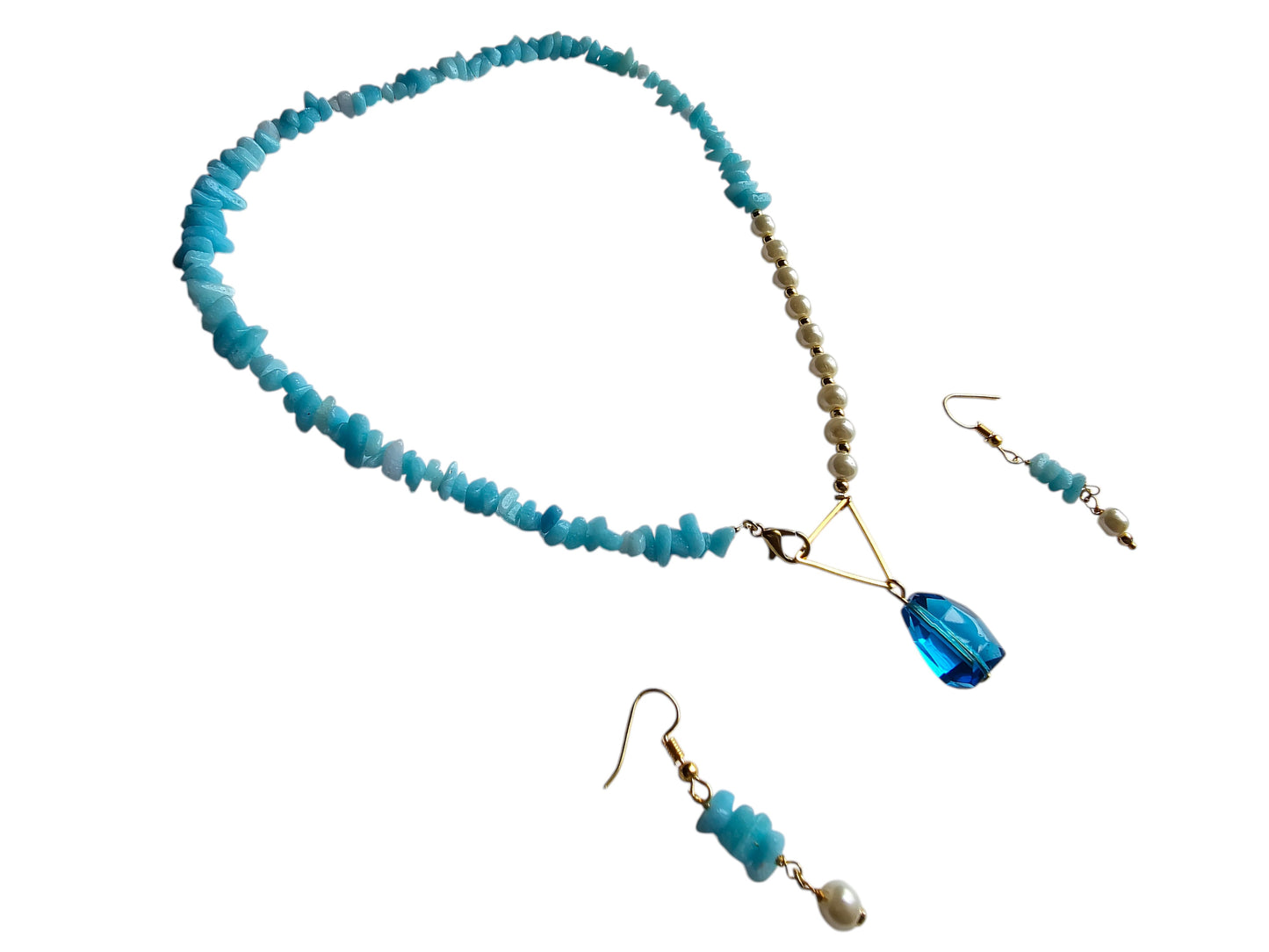 Anusangi Collections uncut beads pearl jewelry set with blue pendant and matching earrings