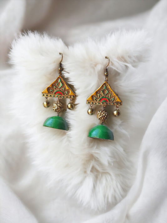 Vasudha terracotta necklace and earrings featuring green and gold intricate earrings from Anusangi Collections