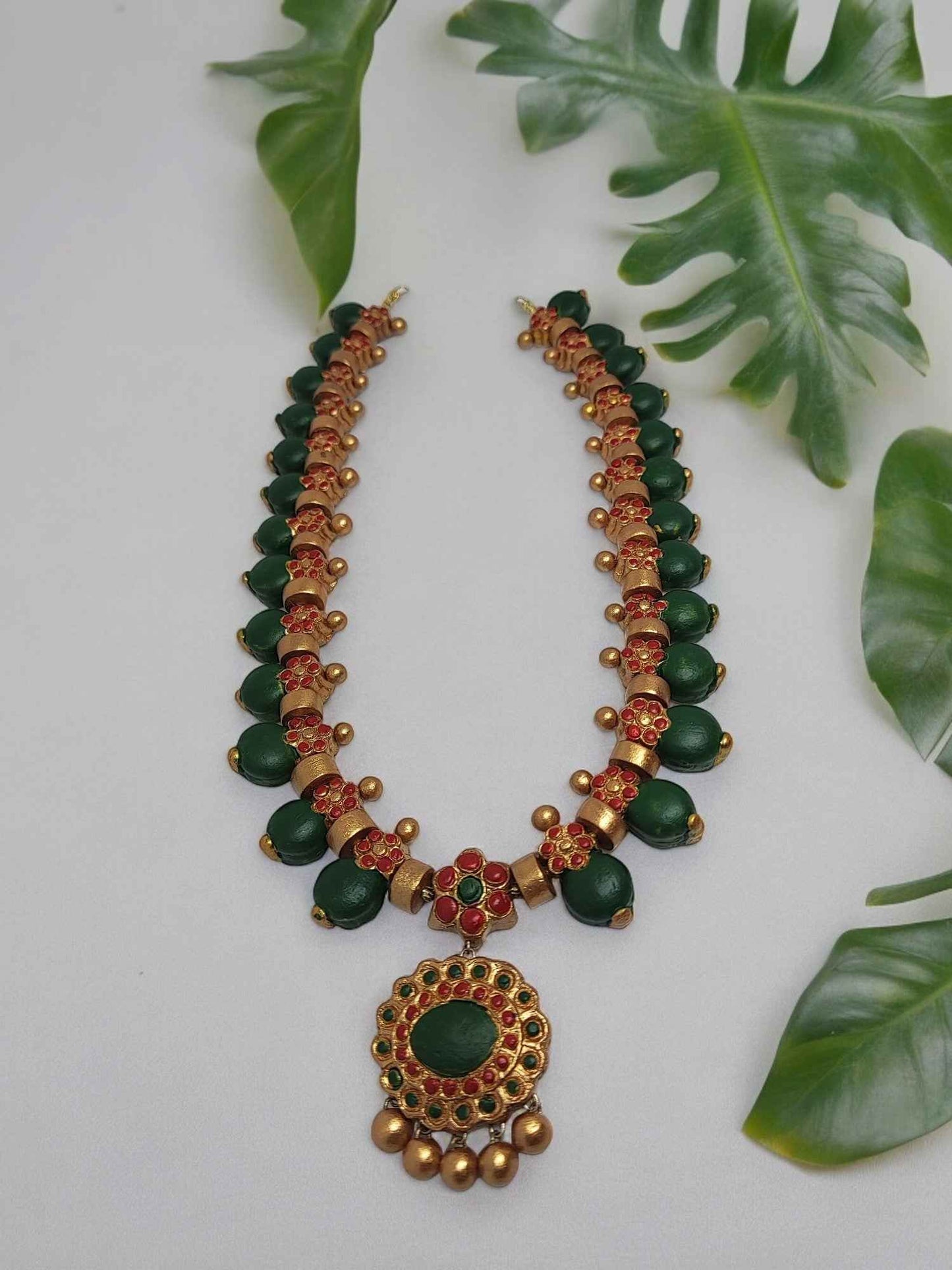 Aadarshini Grand Terracotta Necklace and Earrings Set - Anusangi Collections