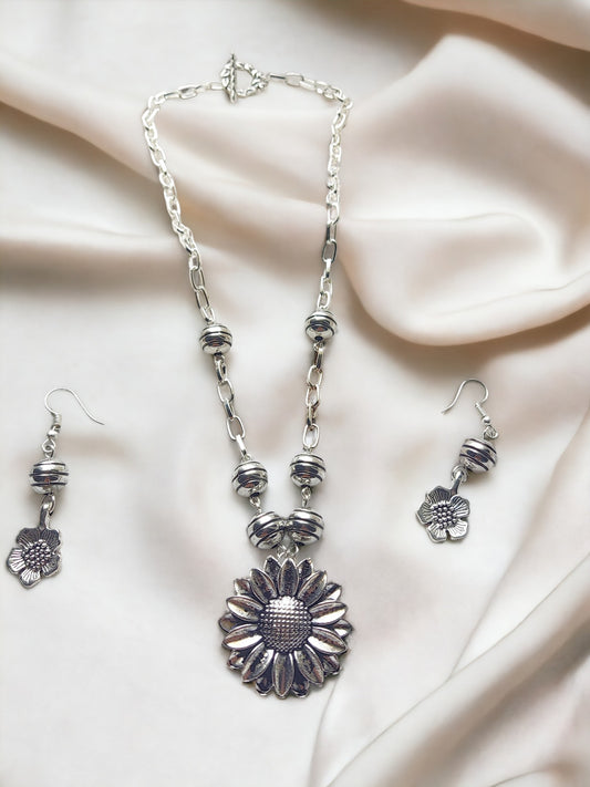 Flower motifs daily wear jewelry set