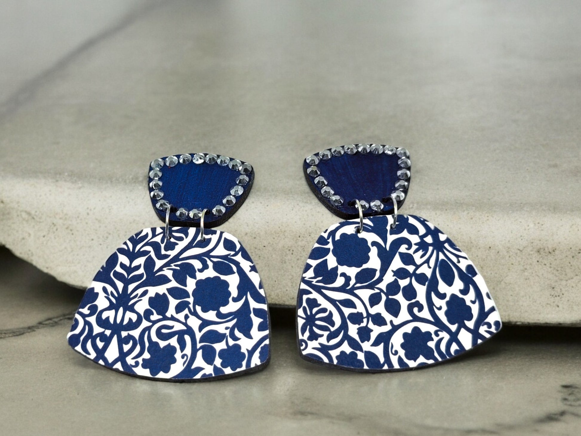 Anusangi Collections navy blue white handmade earrings with floral pattern and bead detailing